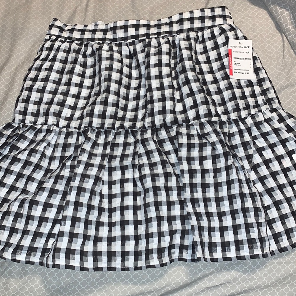 Brand new Topshop skirt.